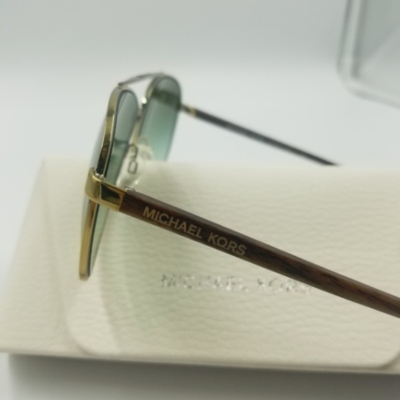NWT Authentic Michael Kors HVAR Aviators main image 6